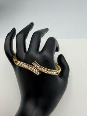 Vintage Gold Tone Rhinestone Hinged Bangle Bracelet